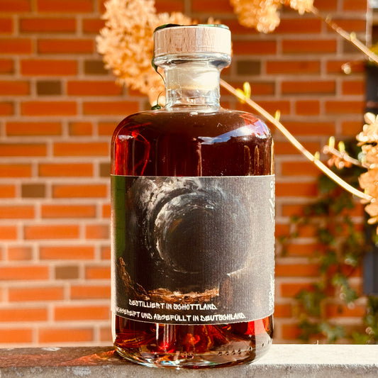 "The Circle of Earth" 2012 Malaga / Oloroso Cask Finish