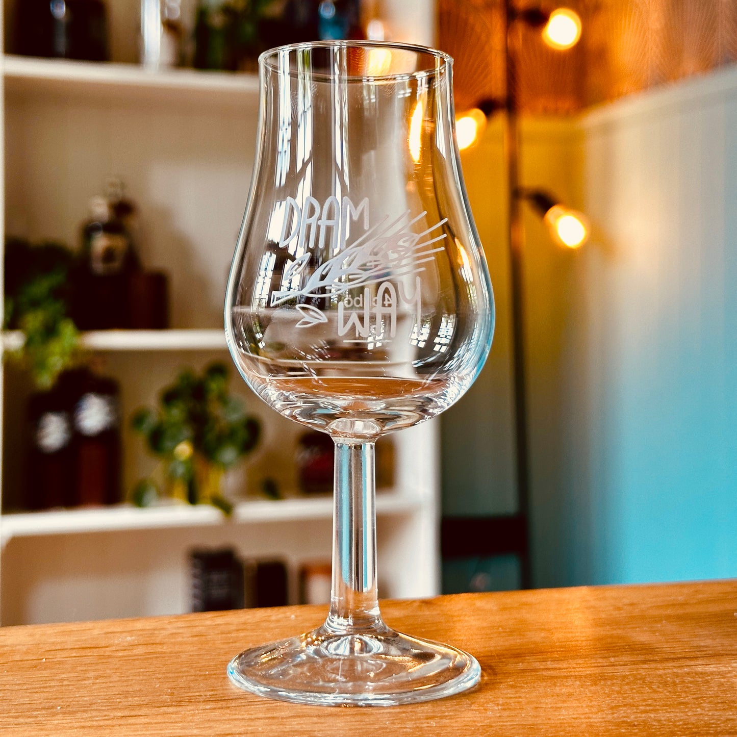 Dram Way Nosingglas mit Logo